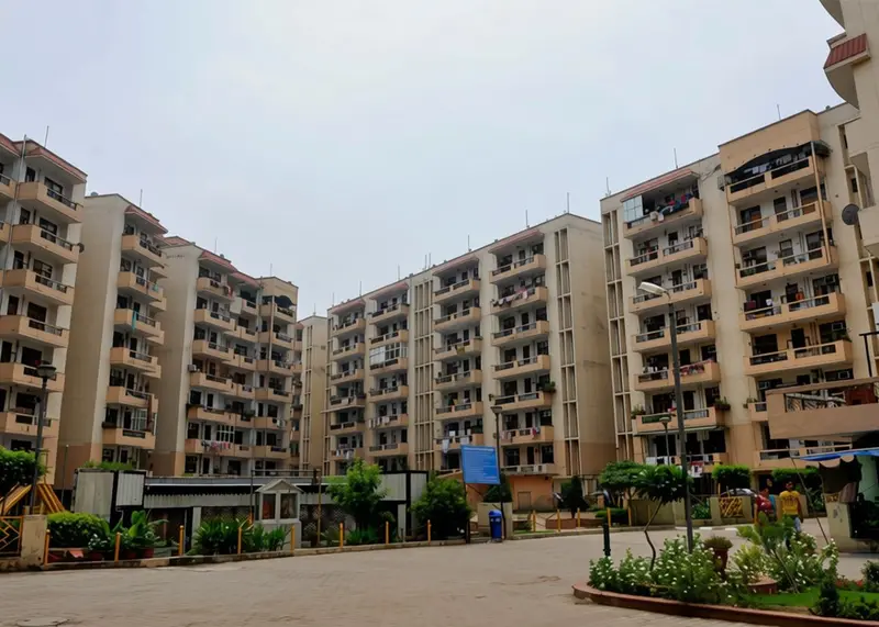 Affordable Flats in Ghaziabad Near Metro & Schools: Convenience Within Budget