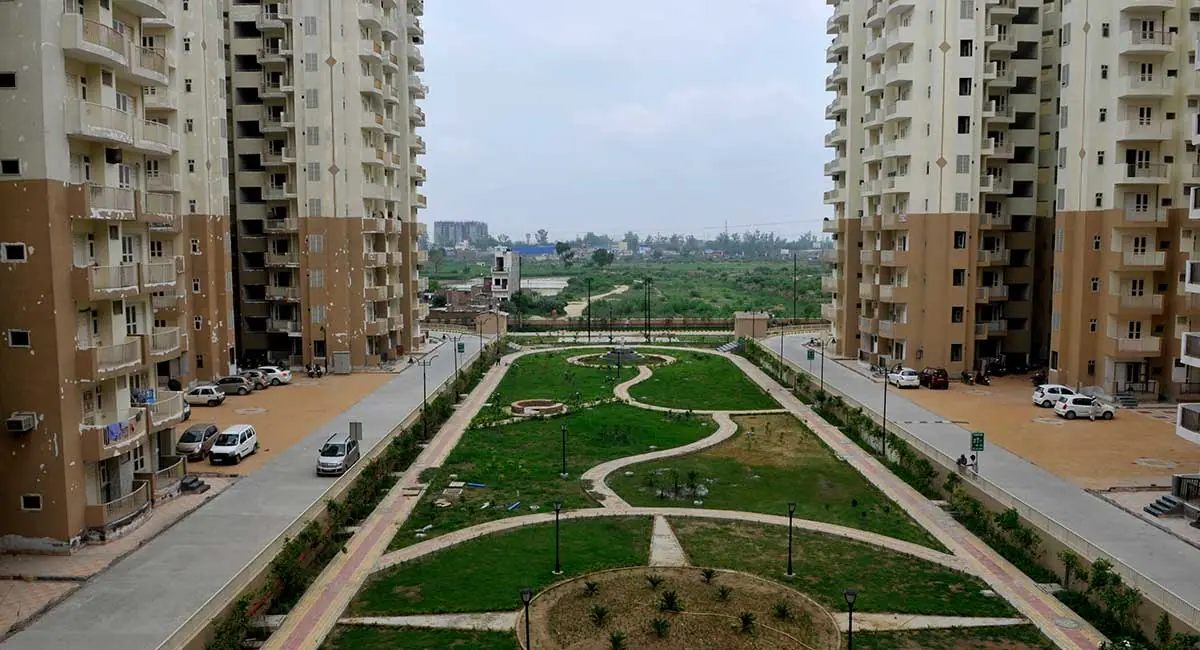 Gulmohur Garden Phase II — photo 1
